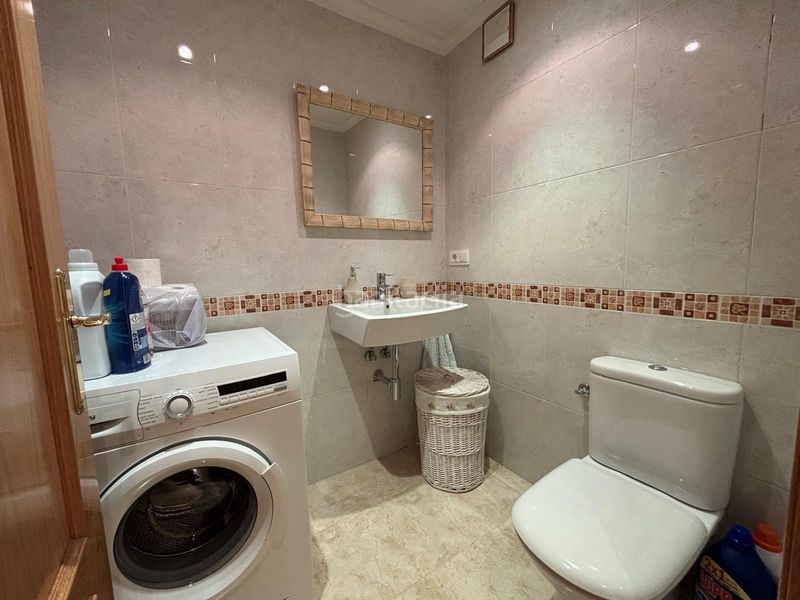 Foto 2e6a4fe0-a393-4453-82c3-c9219f2d613f. Apartament amb calefacció aparcament a Zona Alta Ponferrada