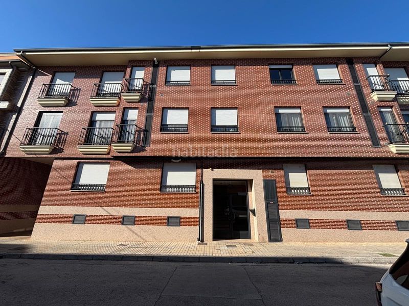 Foto 340ed1b5-8954-4f95-9232-d54401764620. Apartament amb calefacció aparcament a Zona Alta Ponferrada