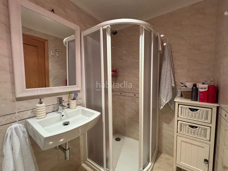 Foto b5bab01e-3be9-4b48-966f-8b24e3f38faf. Apartament amb calefacció aparcament a Zona Alta Ponferrada