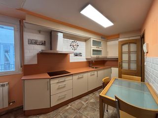 Affitto Piccolo appartamento in Zona Alta. Alquiler apartamento casco antiguo de ponferrada
