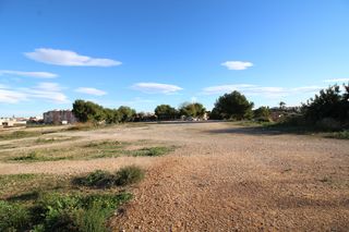 Terreno residencial en Los Dolores. Terreno residencial