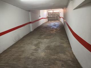 Autoparkplatz  Calle del bosque. Se vende plaza de garaje en media sala