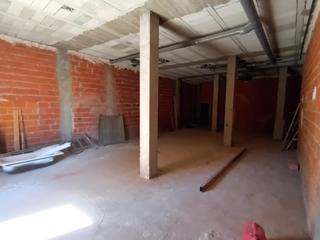 Lloguer Local Comercial a Barrio Peral-San Félix. Se alquila local comercial a pie de calle en bº peral