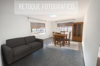 Pis  Calle gavarrón. Se vende piso bajo en pozo estrecho