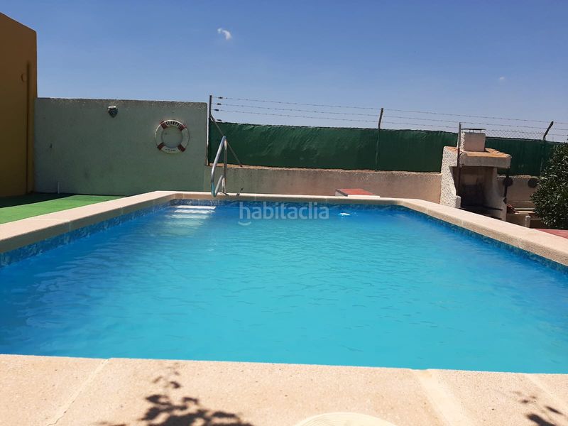 Foto 057aeada-d8b9-4f5a-a6ff-f3d2b3b8d4c4. Masia amb xemeneia piscina a Perín Cartagena