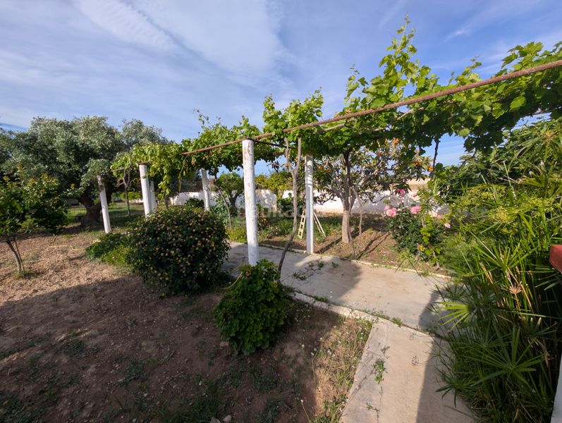 Foto d1b13de3-da8b-4791-9793-2813691092ce. Masia amb xemeneia piscina a Perín Cartagena
