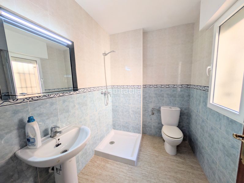 Foto d717c958-021d-42c7-8696-34b5f7135cd4. Casa aparellada amb aparcament a La Palma Cartagena