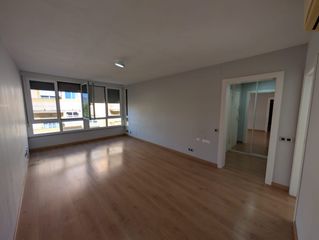 Etagenwohnung  Calle turquesa. Se vende piso en urb. mediterraneo reformado y listo para entrar
