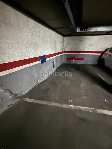 Foto 77387178-e250-45e2-b70e-83f0292ba6b1. Aparcament cotxe a Centre Hospitalet de Llobregat (L´)