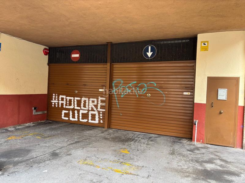 Foto c0e685f9-7779-4887-ac20-15a136ba15b9. Aparcament cotxe a Centre Hospitalet de Llobregat (L´)