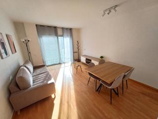 Appartement à Volpelleres. Vivienda con balcón y piscina comunitaria!