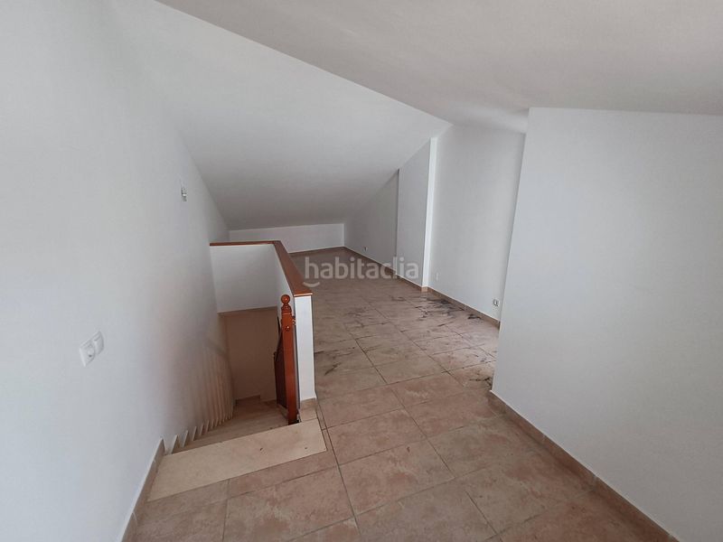 Foto 96e822ac-48b6-485d-8b9f-1a6a9bc3afe2. Casa adossada amb aparcament a Passeig Maragall Gavà