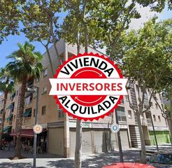 Pis a Sant Cosme-La Granja. Solo inversores  riu llobregat 4 hab con ascensor