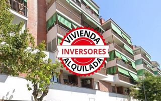 Pis a Sagnier-Plaça de Catalunya. Solo inversores  vivienda alquilada!