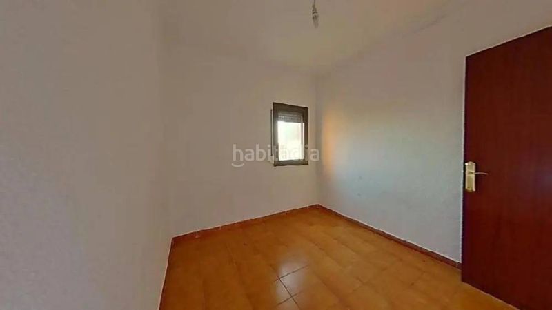 Foto 503a8809-e740-4391-a2d8-3eaf0c5f2e1e. Pis a Can Vidalet Esplugues de Llobregat