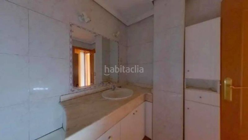 Foto b0bf3c6c-bba8-467e-ae73-2223d6e8b554. Pis a La Gavarra Cornellà de Llobregat