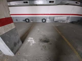 Autoparkplatz in Centre. Oportunidad plaza de parking en venta en bellvitge