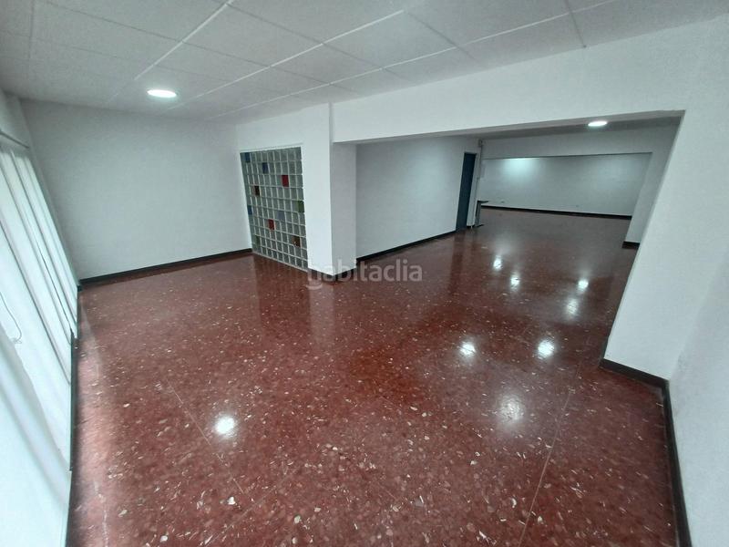 Foto 80d816a1-6126-4608-bf1c-956968fbfc09. Location bureau dans Centre Hospitalet de Llobregat (L´)