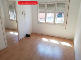 Flat in La Torrassa. Oportunidad inversion inmueble alquilado  en c montseny junto me