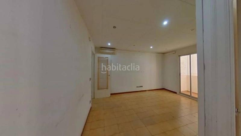 Foto 4e7ffcfc-66af-4896-b1ba-3265214a3d1d. Piso vivienda ocupada ilegalmente en La Torrassa Hospitalet de Llobregat (L´)