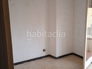 Foto 67d156e5-35f5-42fd-a6fa-51552fd06396. Pis a carrer de la mare molas 35a a Ponent Reus