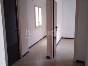 Foto 6a8e206c-f62e-4ec6-818d-7d79cf56ff8b. Pis a carrer de la mare molas 35a a Ponent Reus