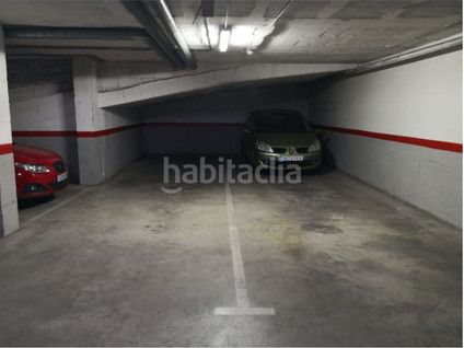 Foto 6d500c97-72de-4773-a9ef-66ee5c6cec06. Posto auto in carrer camí de riudoms 46 in Ponent Reus