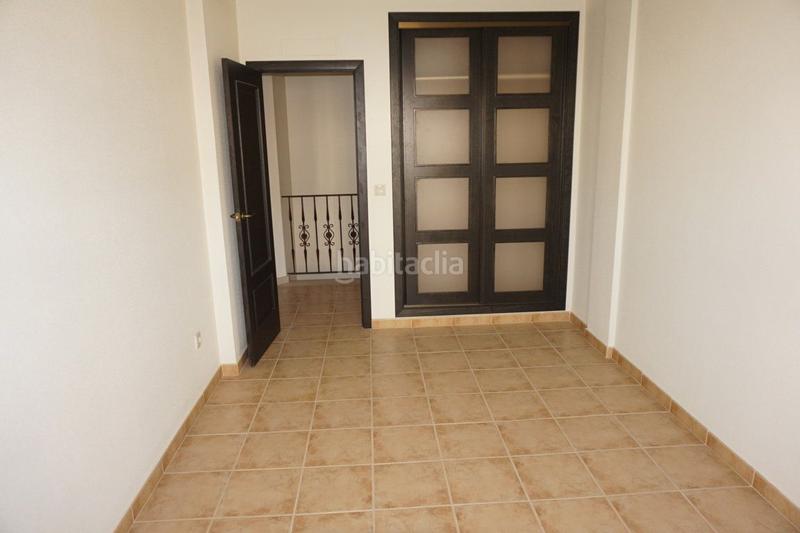 Foto edecc9fc-7524-41bf-8035-99e530e0e492. Affitto duplex con parcheggio in San Cayetano Torre - Pacheco