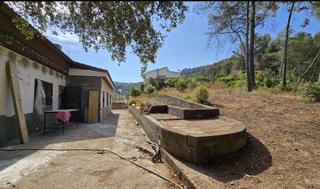 Casa  De la font bosquina. Compra vivienda con reforma, a estrenar!