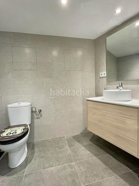 Foto d32a3be5-cddc-4b77-bece-881453201bd8. Capannone industriale in Putget - Farró Barcelona