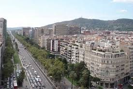 Parking coche en Barri de les Corts. Oportunidad! plaza de parking en zona c�ntrica con excelentes ac