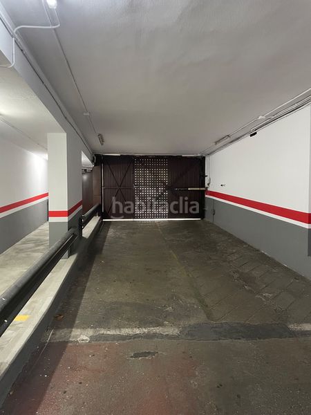 Foto 03edb64a-972e-46ed-b32d-250c698226ca. Aparcament cotxe a Barri de les Corts Barcelona