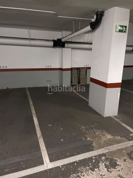 Foto c16f1d91-7688-4b18-b358-cf3056d46b13. Aparcament cotxe a Barri de les Corts Barcelona
