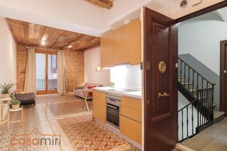 Location Appartement à Gòtic. Amplio piso amueblado en barrio gótico