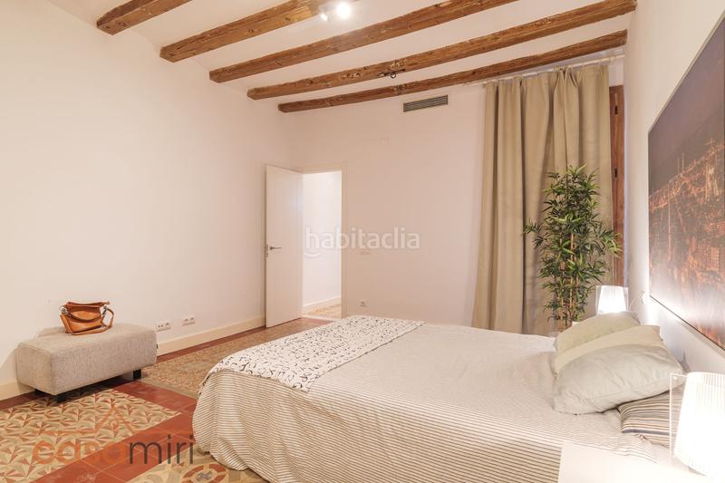 Foto 9988d36c-97b7-4645-aef5-836372b893a7. Rent flat with heating in Gòtic Barcelona