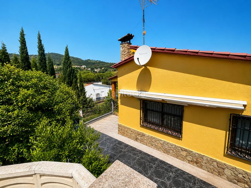 Foto 98ea0a9a-9598-46c4-8927-32ae400a8f13. Casa amb piscina a Niàgara Parc -Àgora Parc Tordera
