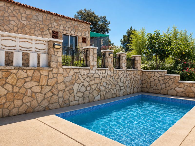 Foto efe37a83-c123-4134-a695-648aa9eb75cf. Casa amb piscina a Niàgara Parc -Àgora Parc Tordera