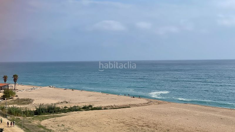 Foto 02d80422-4910-4c76-a1c7-9c4e117dab8f. Lloguer àtic amb calefacció a Canet de Mar