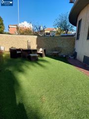 Pis a Pozoalbero. Preciosa vivienda con jardín