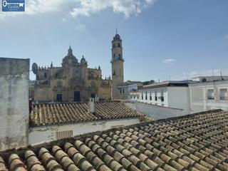 Casa a Centro. Casa en la catedral