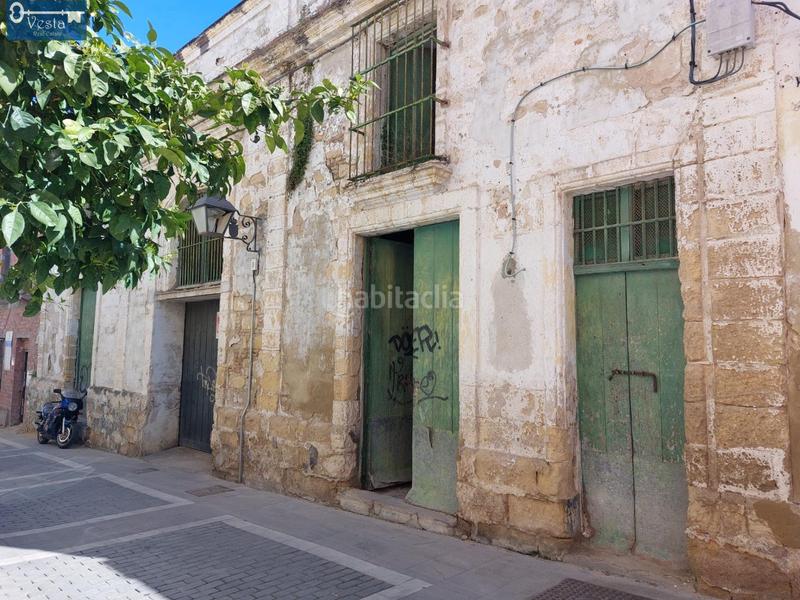 Foto 1fbcace0-8ead-4471-9a6b-a72ca04e6734. Local comercial casco de bodega en centro en Madre de Dios Jerez de la Frontera