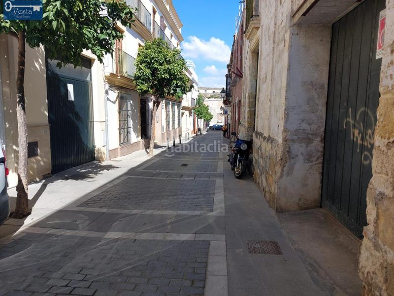 Foto 9e689cf4-e40f-43a1-ab34-9accbe73bb4a. Local comercial casco de bodega en centro en Madre de Dios Jerez de la Frontera