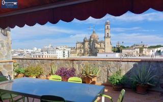Casa a Centro. Casa en la catedral reformada