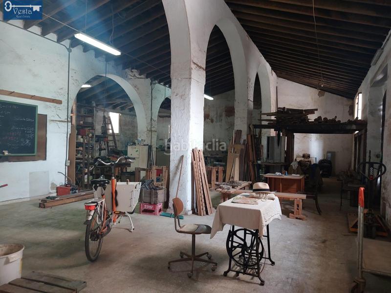 Foto f41fbb79-3230-4284-8435-fc6f4c72e7d8. Local comercial casco de bodega en el Centro en Centro Jerez de la Frontera