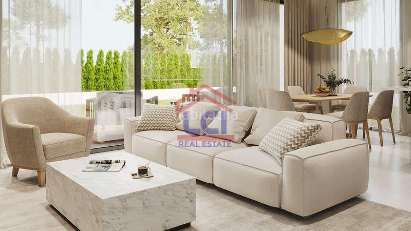 Foto c3daf3ea-70bc-470b-a8d3-22e0296c5080. Maison avec parking piscine dans Bel - Air Estepona