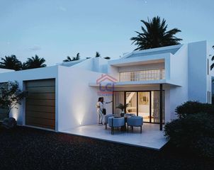 Chalet en Tinajo. Vive el espacio, la luz y la privacidad que mereces