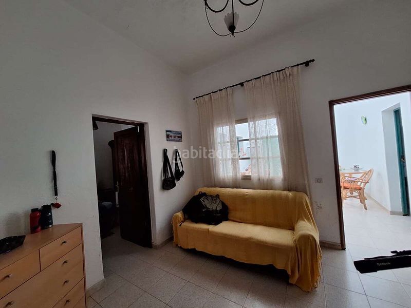 Foto bc8a8f32-6af2-4cf9-83e2-f4c2140f5500. Casa a San Bartolomé pueblo San Bartolomé
