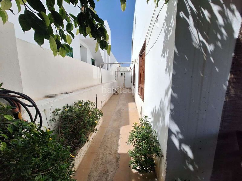 Foto e645fc31-849f-45a7-8983-11168cd62857. Casa a Playa Honda San Bartolomé