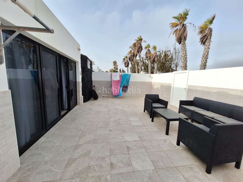 Foto 122972bb-08d6-46c4-aa10-e2155eb11124. Casa a Playa Blanca Yaiza