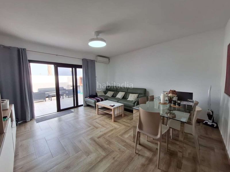 Foto fa81ae23-2b6f-4eee-b22c-a5fb2f740798. Casa a Playa Blanca Yaiza